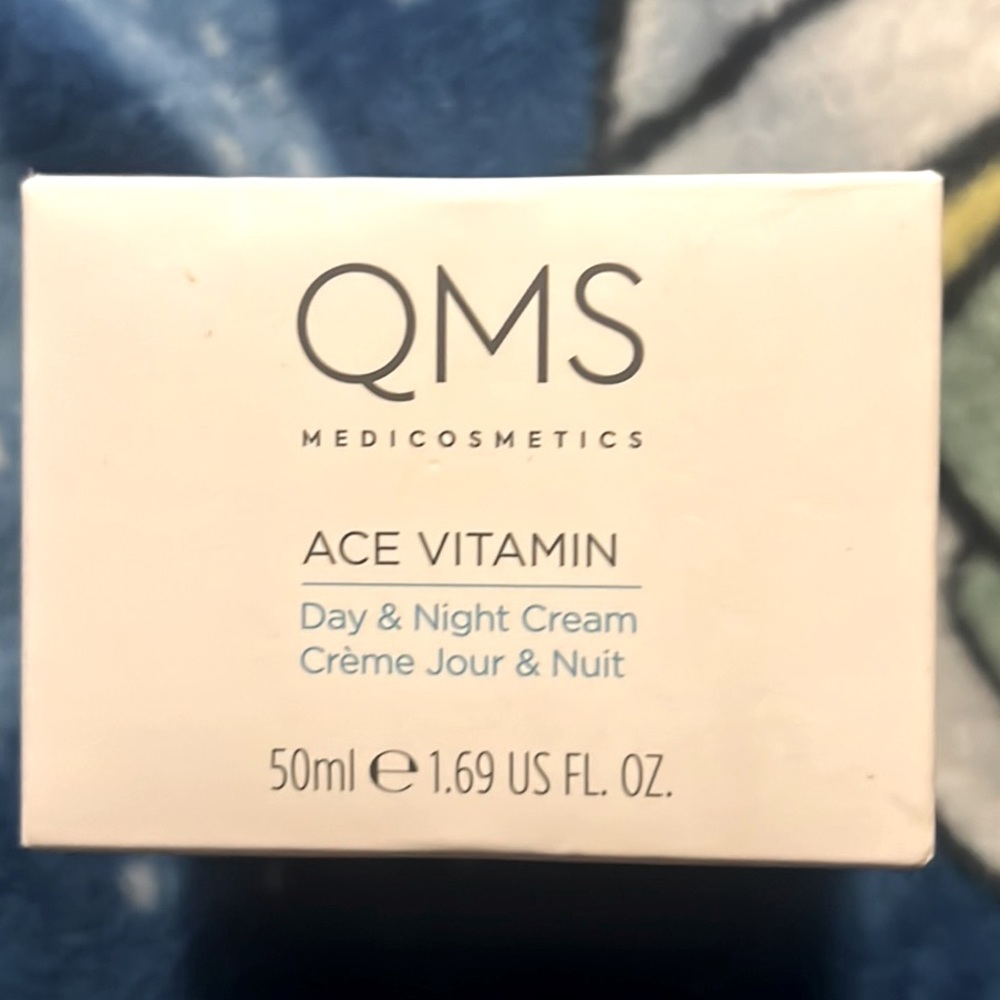 QMS Ace Vitamin day & night cream